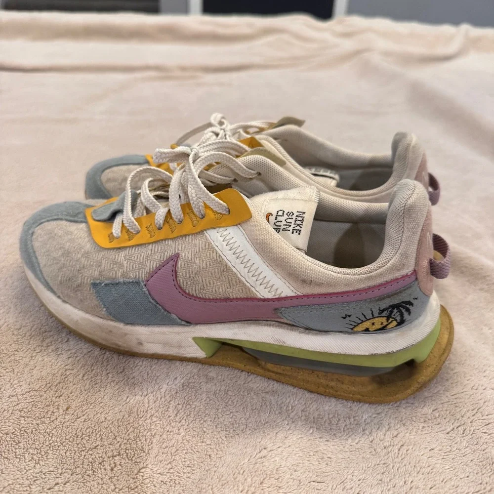 Nike Sun Club Waffle One Coconut Milk Pastel Beachy Coastal Sneaker SZ 8.5 - Picture 9 of 10